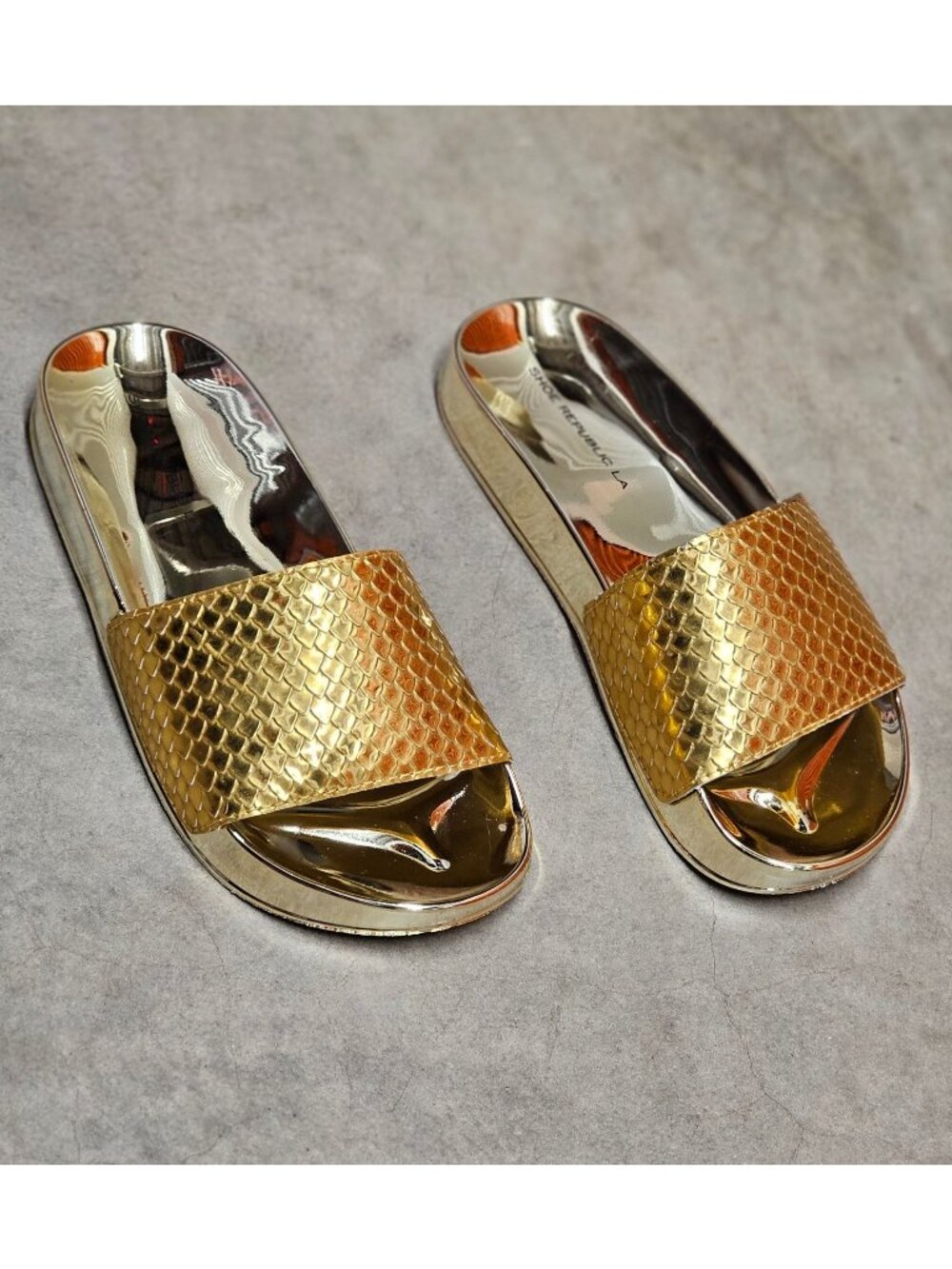 Metallic Gold Snake Pattern Slide Sandals With Reflective Sole - Stylish & Comfo